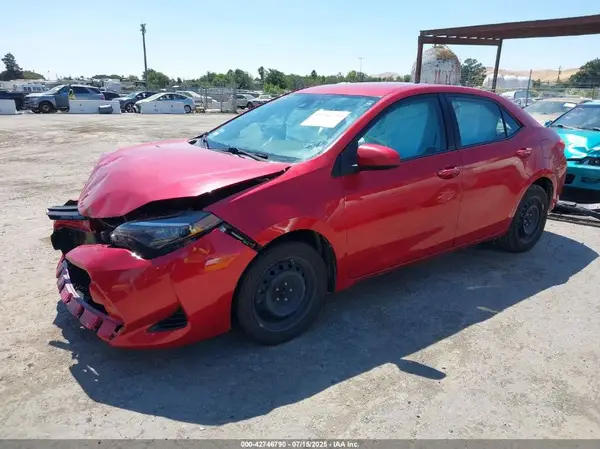 5YFBURHE3KP864793 2019 TOYOTA COROLLA - Image 2