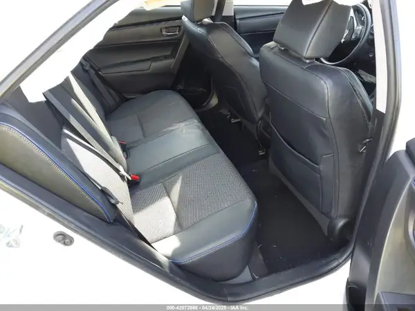 5YFBURHE3KP865121 2019 TOYOTA COROLLA - Image 8