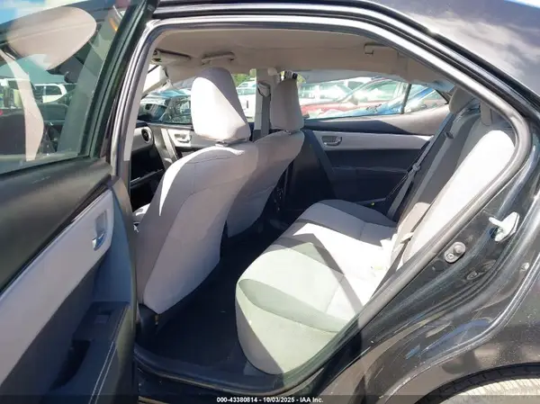 5YFBURHE3KP865975 2019 TOYOTA COROLLA - Image 8