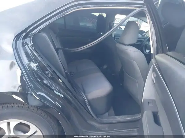 5YFBURHE3KP866527 2019 TOYOTA COROLLA - Image 8