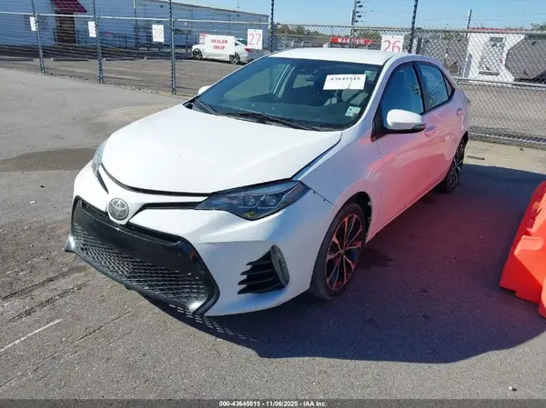 5YFBURHE3KP866575 2019 TOYOTA COROLLA - Image 2