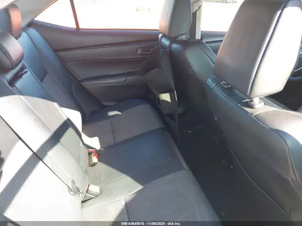 5YFBURHE3KP866575 2019 TOYOTA COROLLA - Image 8