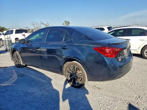 5YFBURHE3KP869279 2019 TOYOTA COROLLA - Image 2