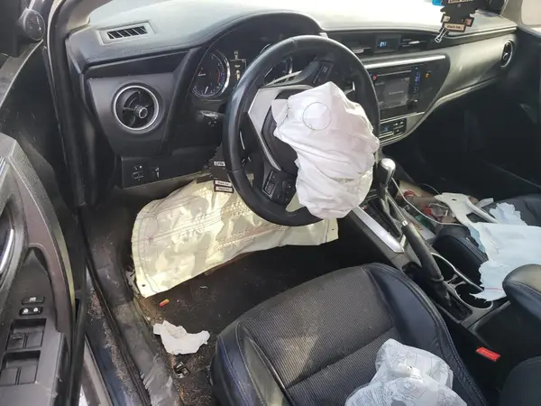 5YFBURHE3KP870030 2019 TOYOTA COROLLA - Image 8