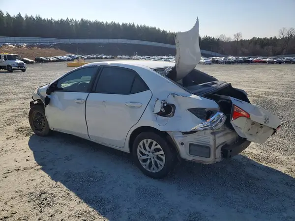 5YFBURHE3KP870612 2019 TOYOTA COROLLA - Image 2
