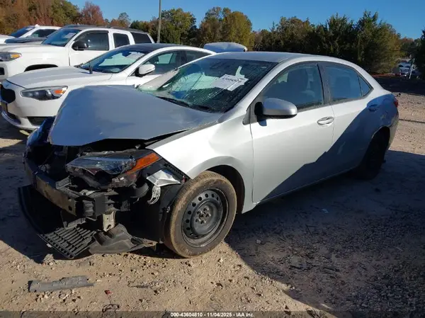5YFBURHE3KP873221 2019 TOYOTA COROLLA - Image 2
