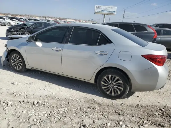 5YFBURHE3KP875065 2019 TOYOTA COROLLA - Image 2