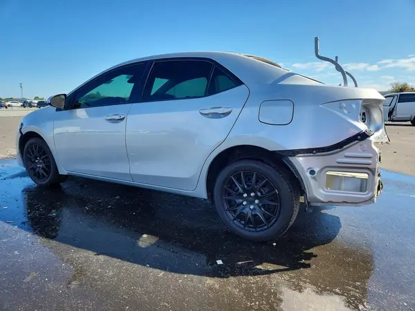 5YFBURHE3KP875910 2019 TOYOTA COROLLA - Image 2