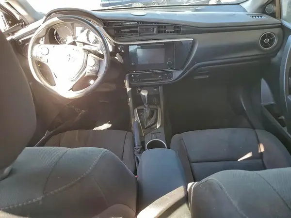 5YFBURHE3KP877107 2019 TOYOTA COROLLA - Image 8