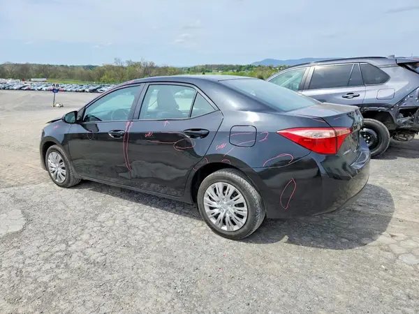 5YFBURHE3KP878628 2019 TOYOTA COROLLA - Image 2