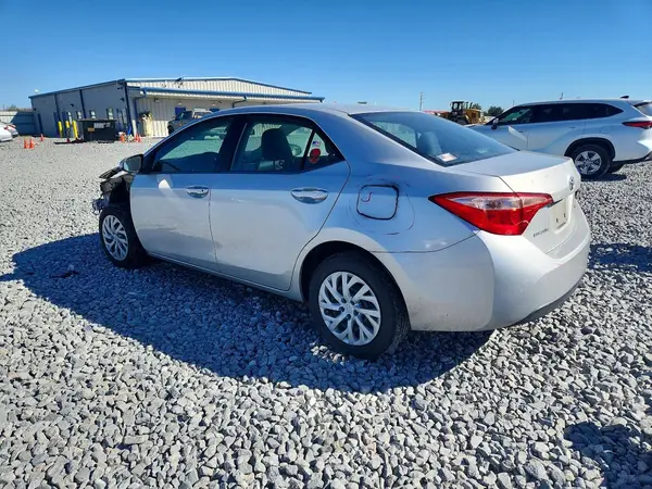 5YFBURHE3KP878760 2019 TOYOTA COROLLA - Image 2