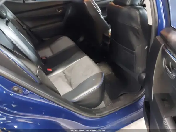 5YFBURHE3KP884137 2019 TOYOTA COROLLA - Image 8