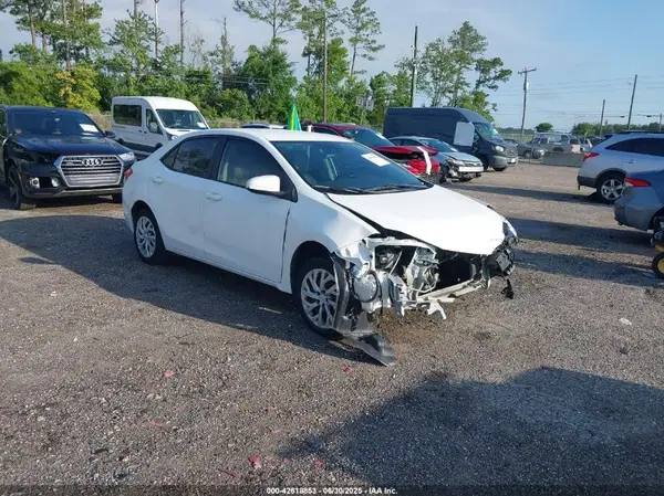 5YFBURHE3KP889001 2019 TOYOTA COROLLA - Image 1