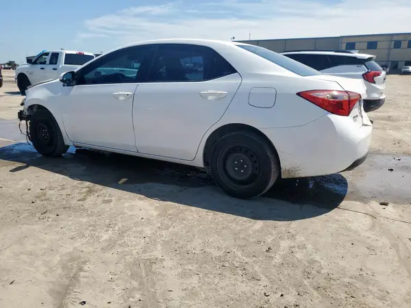 5YFBURHE3KP889354 2019 TOYOTA COROLLA - Image 2