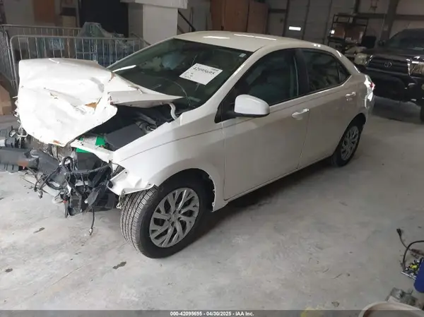 5YFBURHE3KP891122 2019 TOYOTA COROLLA - Image 2