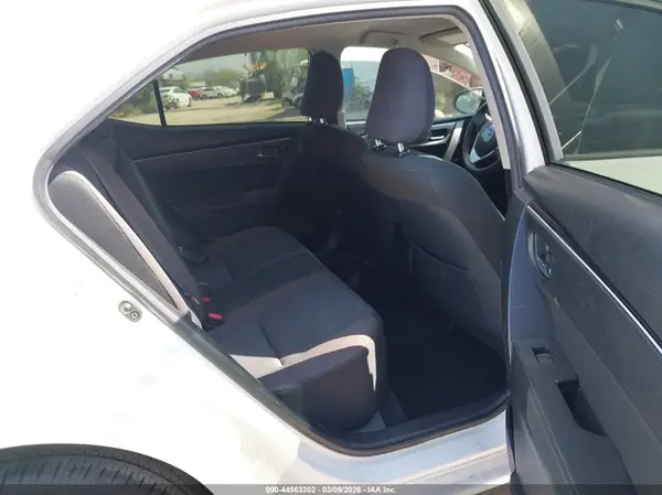 5YFBURHE3KP891606 2019 TOYOTA COROLLA - Image 8