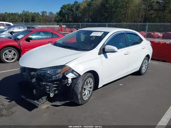 5YFBURHE3KP892321 2019 TOYOTA COROLLA - Image 2