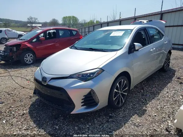 5YFBURHE3KP892528 2019 TOYOTA COROLLA - Image 2