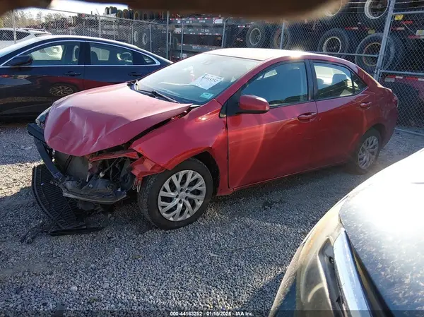 5YFBURHE3KP900093 2019 TOYOTA COROLLA - Image 2