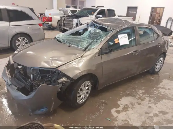 5YFBURHE3KP900921 2019 TOYOTA COROLLA - Image 2