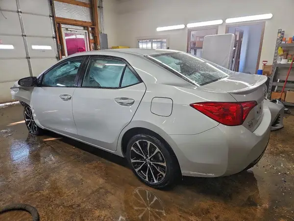 5YFBURHE3KP902362 2019 TOYOTA COROLLA - Image 2