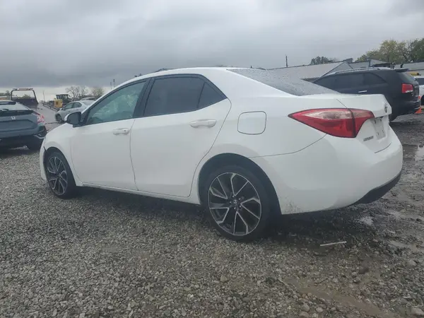 5YFBURHE3KP903351 2019 TOYOTA COROLLA - Image 2