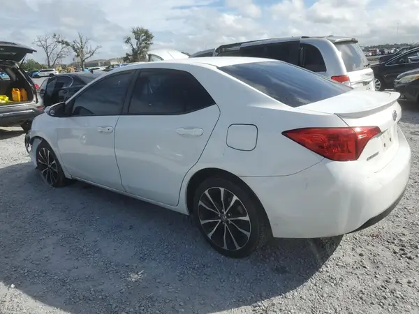 5YFBURHE3KP903821 2019 TOYOTA COROLLA - Image 2