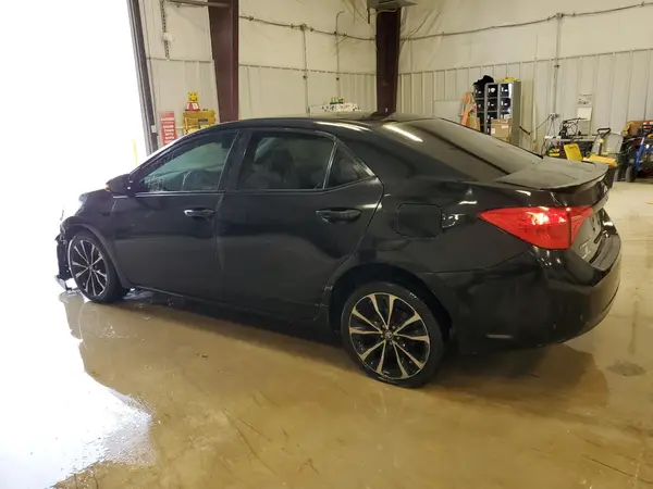 5YFBURHE3KP906802 2019 TOYOTA COROLLA - Image 2