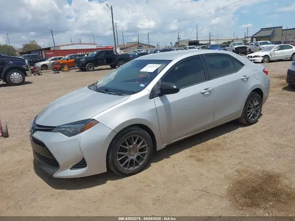 5YFBURHE3KP908453 2019 TOYOTA COROLLA - Image 2