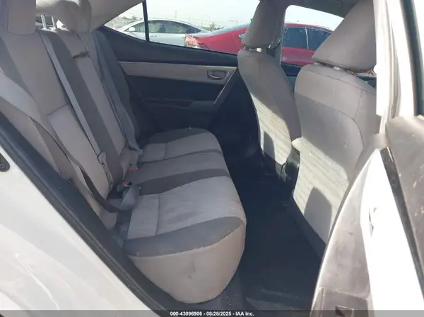 5YFBURHE3KP909666 2019 TOYOTA COROLLA - Image 8