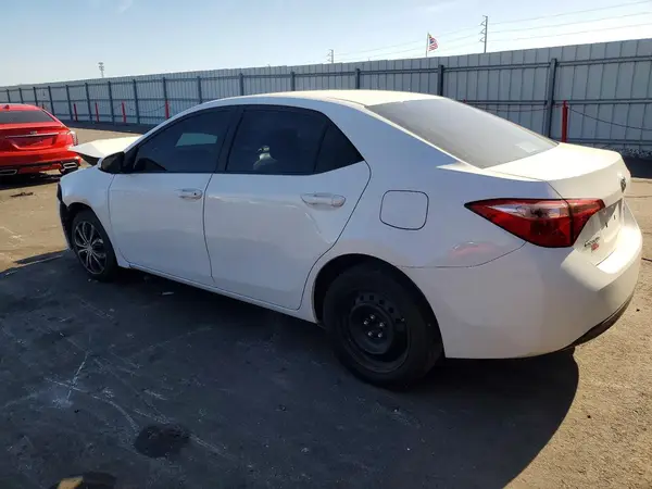 5YFBURHE3KP909747 2019 TOYOTA COROLLA - Image 2