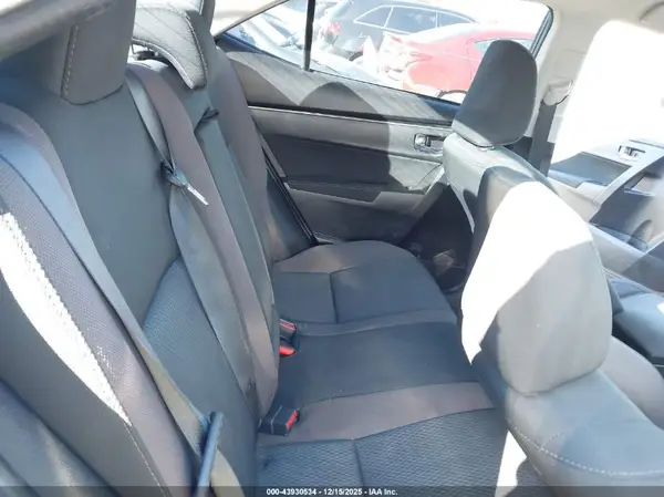 5YFBURHE3KP909778 2019 TOYOTA COROLLA - Image 8