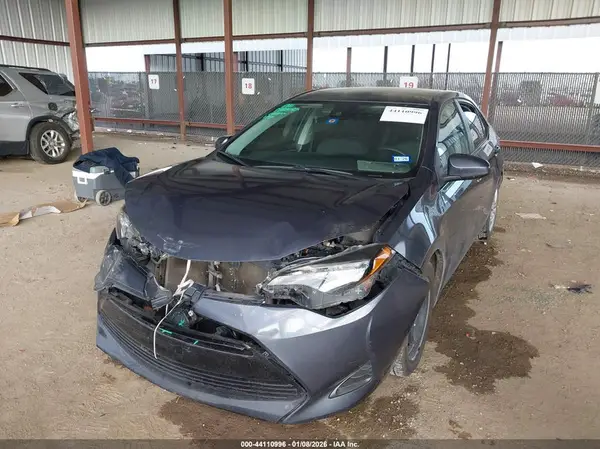 5YFBURHE3KP913555 2019 TOYOTA COROLLA - Image 2