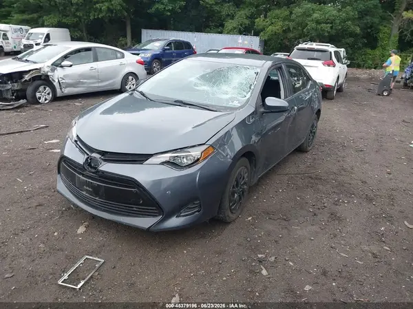 5YFBURHE3KP913684 2019 TOYOTA COROLLA - Image 2