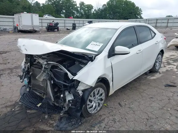 5YFBURHE3KP918349 2019 TOYOTA COROLLA - Image 2