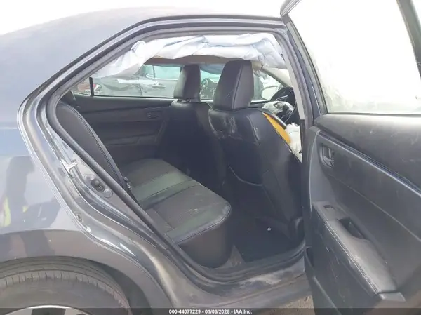 5YFBURHE3KP919243 2019 TOYOTA COROLLA - Image 8