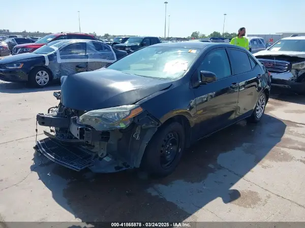 5YFBURHE3KP919758 2019 TOYOTA COROLLA - Image 2
