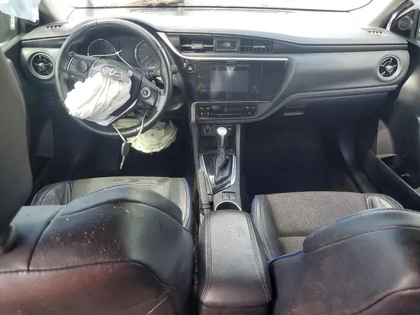 5YFBURHE3KP921882 2019 TOYOTA COROLLA - Image 8