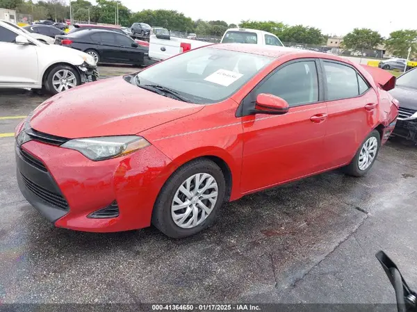 5YFBURHE3KP922983 2019 TOYOTA COROLLA - Image 2