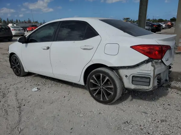 5YFBURHE3KP923471 2019 TOYOTA COROLLA - Image 2