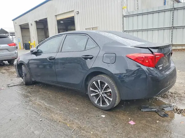 5YFBURHE3KP929223 2019 TOYOTA COROLLA - Image 2