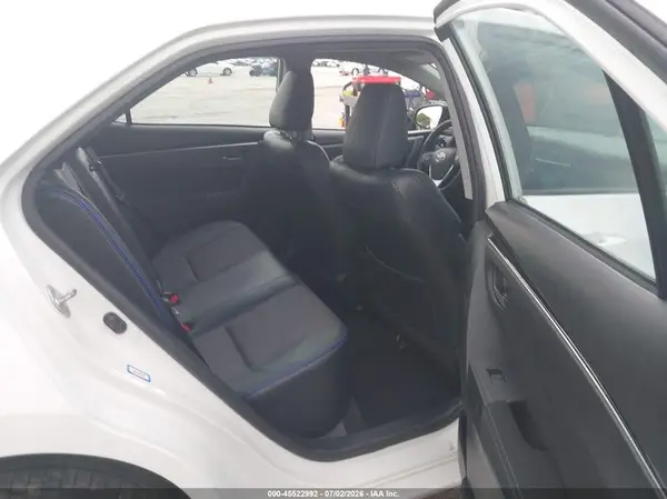5YFBURHE3KP930937 2019 TOYOTA COROLLA - Image 8