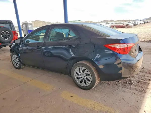 5YFBURHE3KP932008 2019 TOYOTA COROLLA - Image 2