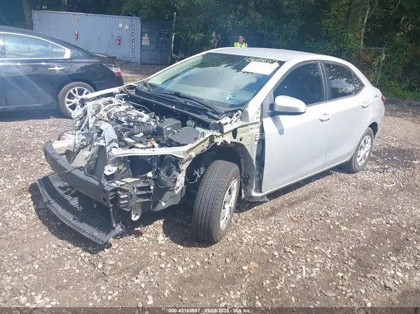 5YFBURHE3KP932431 2019 TOYOTA COROLLA - Image 2