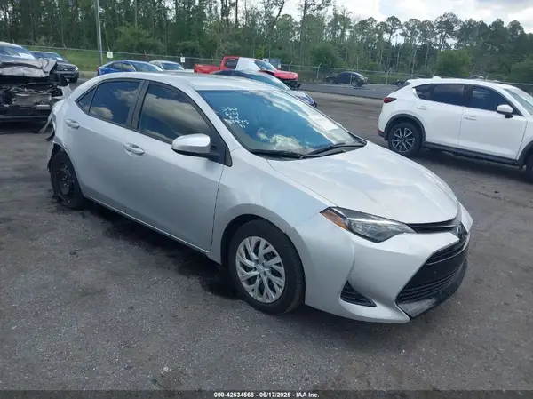 5YFBURHE3KP933935 2019 TOYOTA COROLLA - Image 1