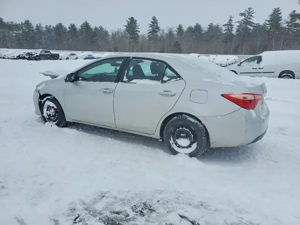5YFBURHE3KP935538 2019 TOYOTA COROLLA - Image 2