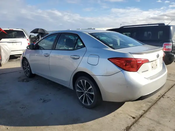 5YFBURHE3KP936463 2019 TOYOTA COROLLA - Image 2