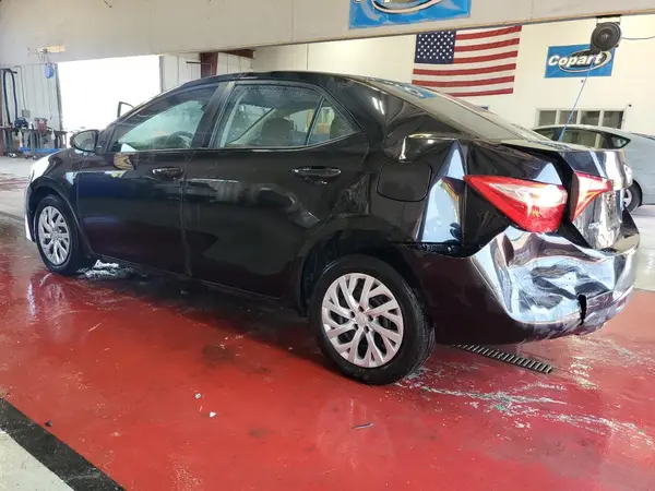 5YFBURHE3KP938519 2019 TOYOTA COROLLA - Image 2