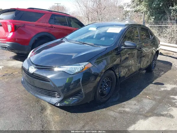 5YFBURHE3KP943414 2019 TOYOTA COROLLA - Image 2