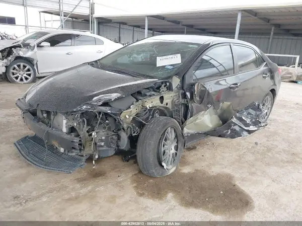 5YFBURHE3KP948810 2019 TOYOTA COROLLA - Image 2
